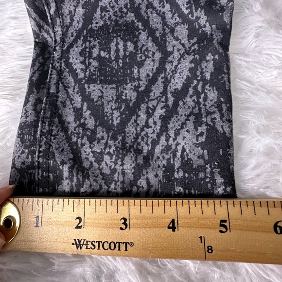 Black & Gray Patterned  Pants - Picture 7 of 12